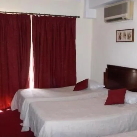 Guest house Residencial Mocambique 2*