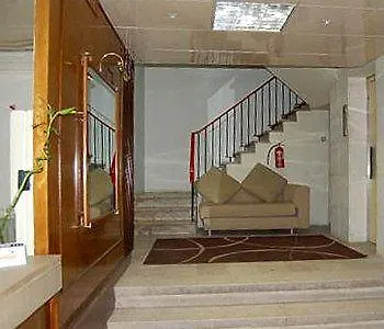 Residencial Mocambique Pensión Lisboa