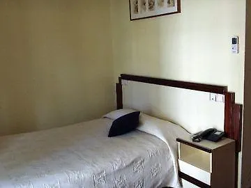 Residencial Mocambique Pensión Lisboa